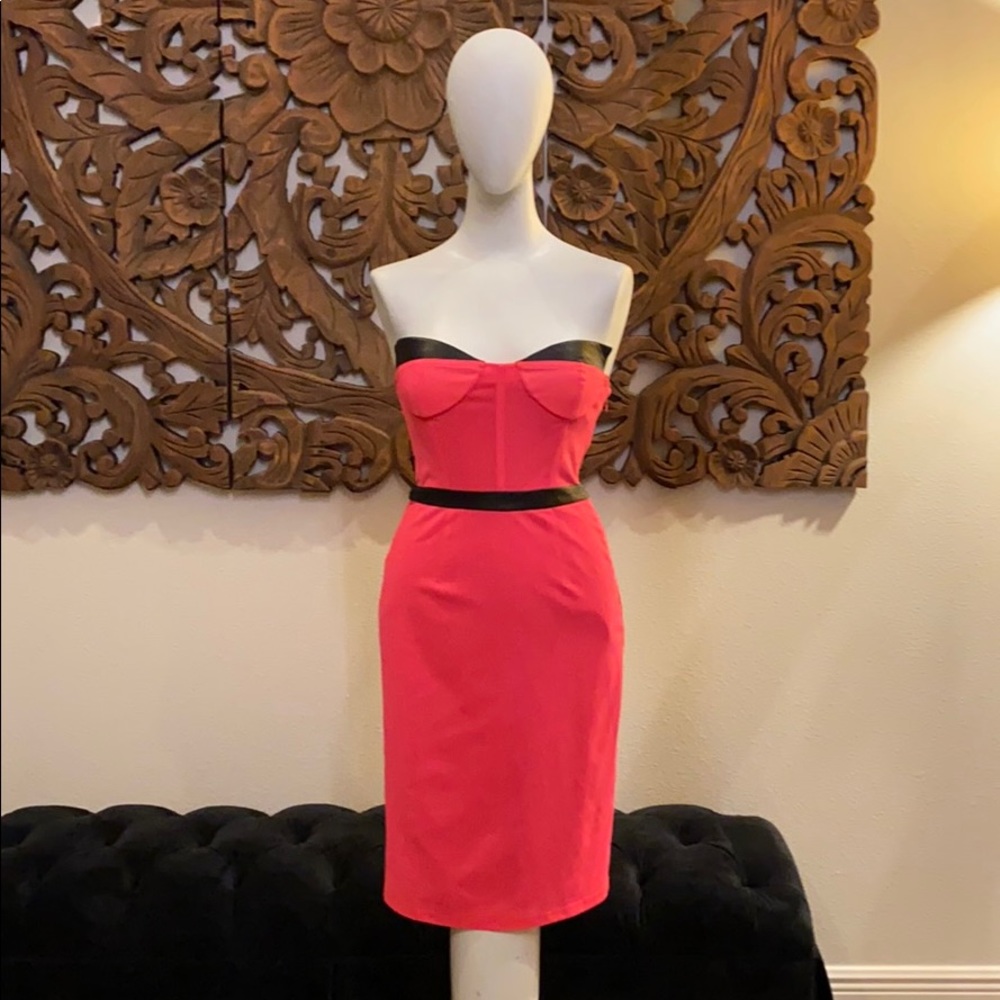 Strapless hot pink dress by Blaque Label